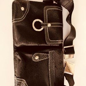 Guess fanny pack belt bag EUC